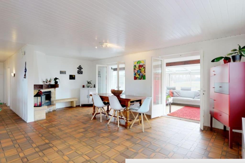 Noville Cheerful Villa With Fireplace, Bath-Tub And Garden מראה חיצוני תמונה
